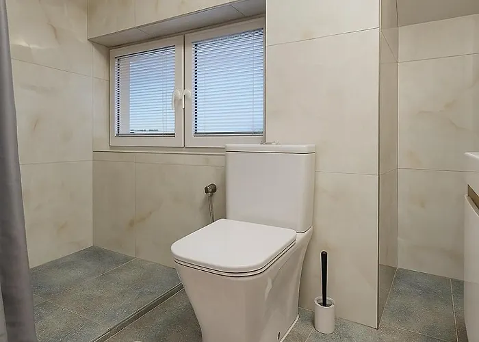 Kindstay W Free Parking Near Prague Airport Daire